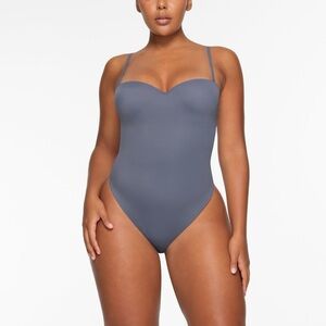 CONTOUR LIFT STRAIGHT NECK BODYSUIT Steel blue / L